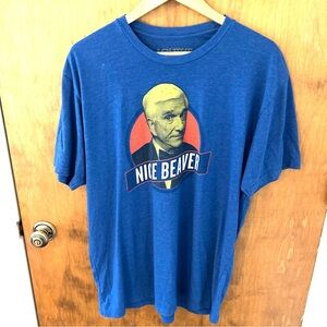 Chive Tees Leslie Neilsen Nice Beaver Tee. Size XL.